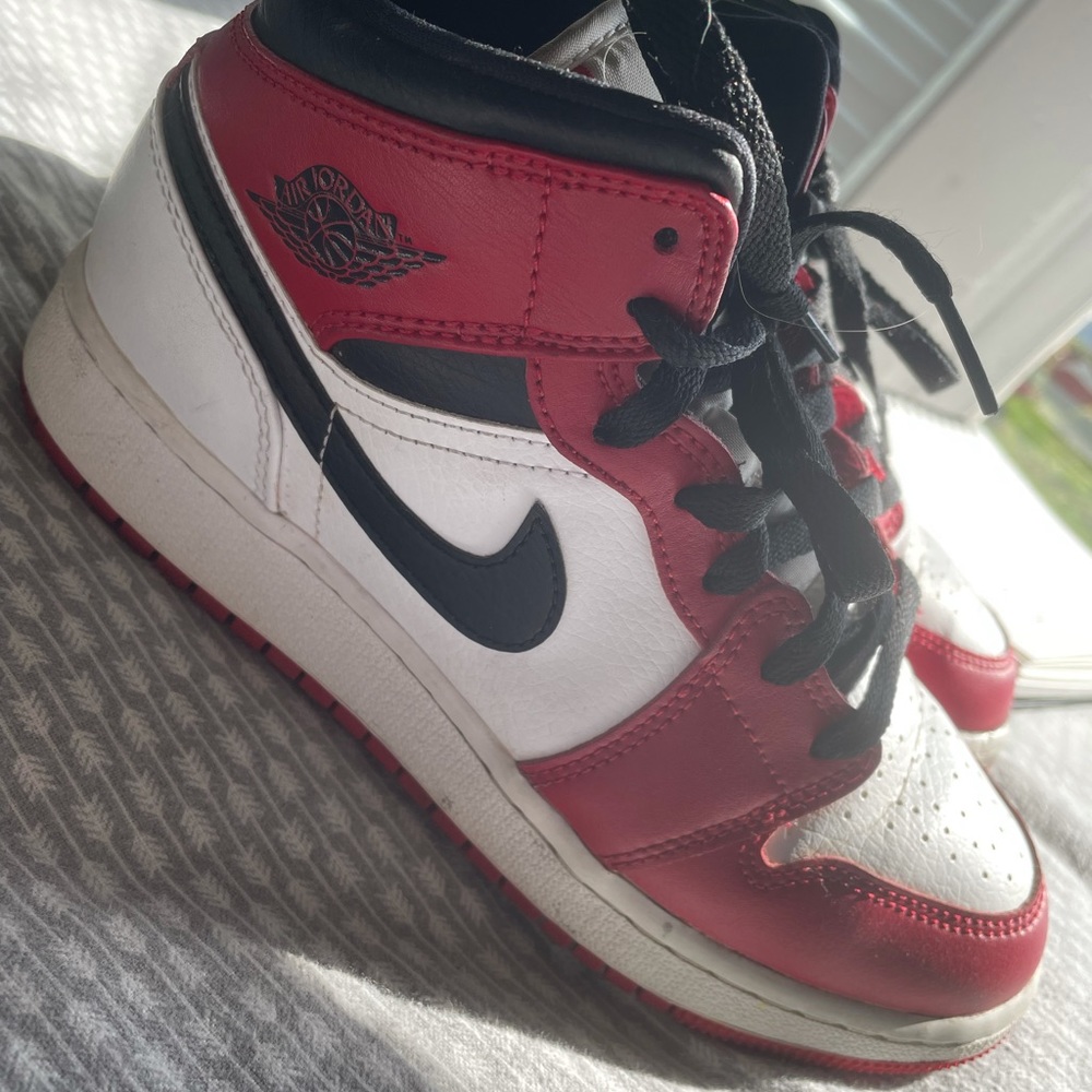 Jordan mids 5y, 6.5 womens